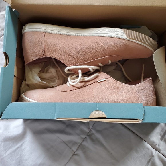 Tom's suede sneakers - Picture 4 of 12